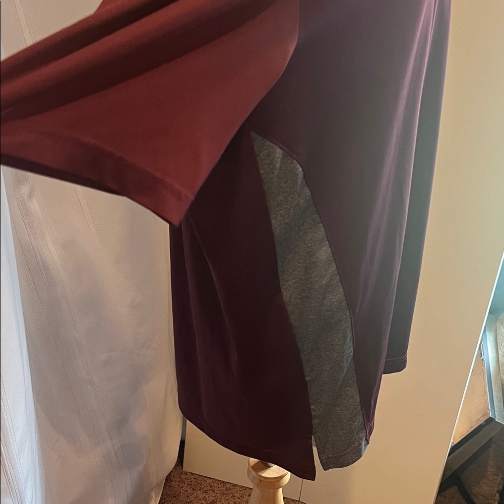 Grand Slam Maroon Polo with Gray Details - Picture 3 of 5